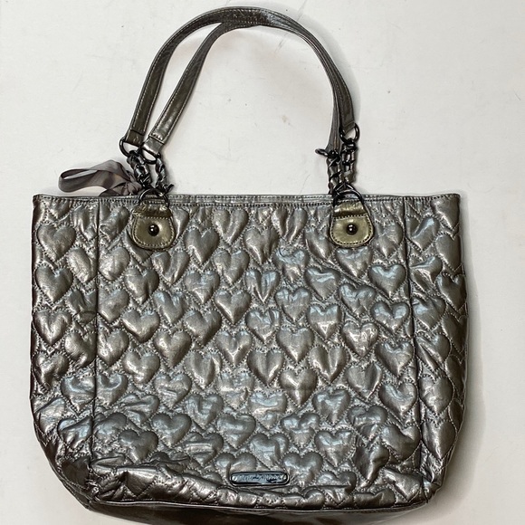 ON HOLD! 💖 Betsy Johnson Silver Heart Tote - Picture 3 of 13